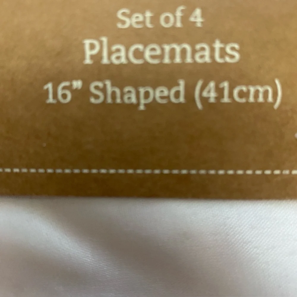 NWT Star Shaped Placemats Set of 4 Red White Blue Flag Patriotic Decor - Picture 2 of 4